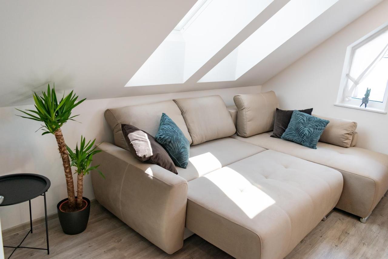 Zirovnica Prima Countryside Apartments מראה חיצוני תמונה