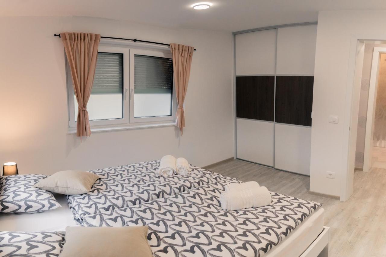 Zirovnica Prima Countryside Apartments מראה חיצוני תמונה
