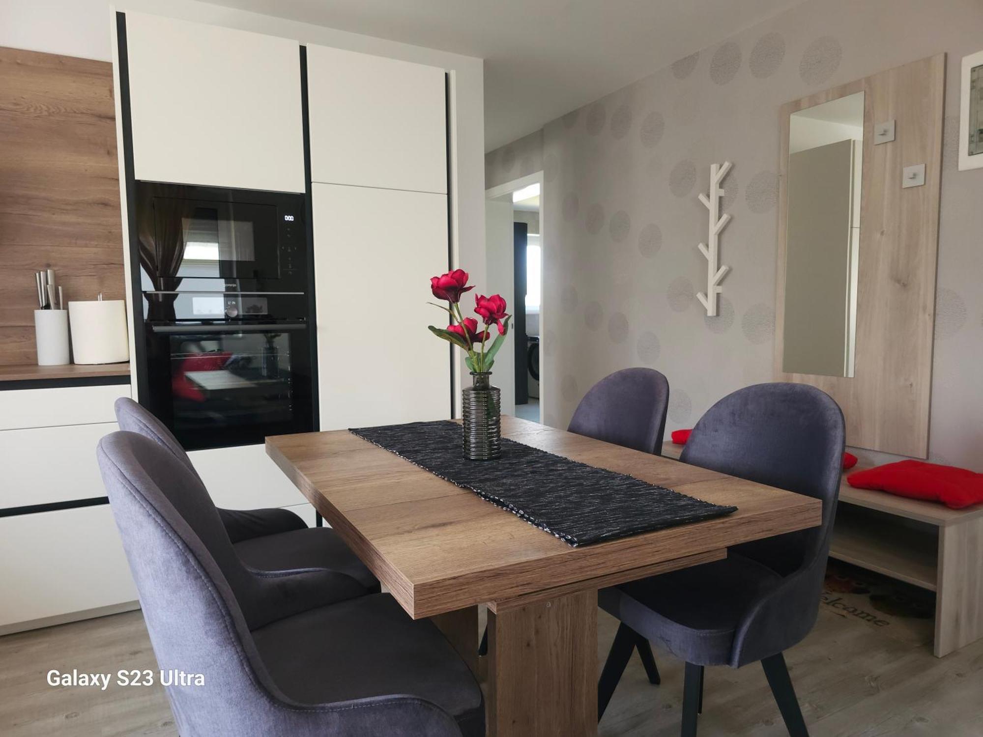 Zirovnica Prima Countryside Apartments מראה חיצוני תמונה